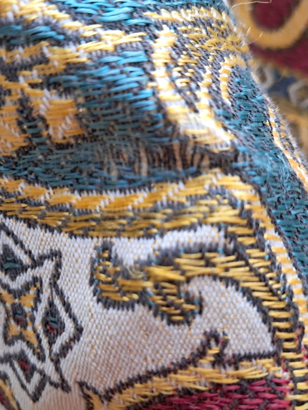 ​Vtg Jacquard Tapestry Table Cover Square Medallion Boho Burgundy Blue Fringe
